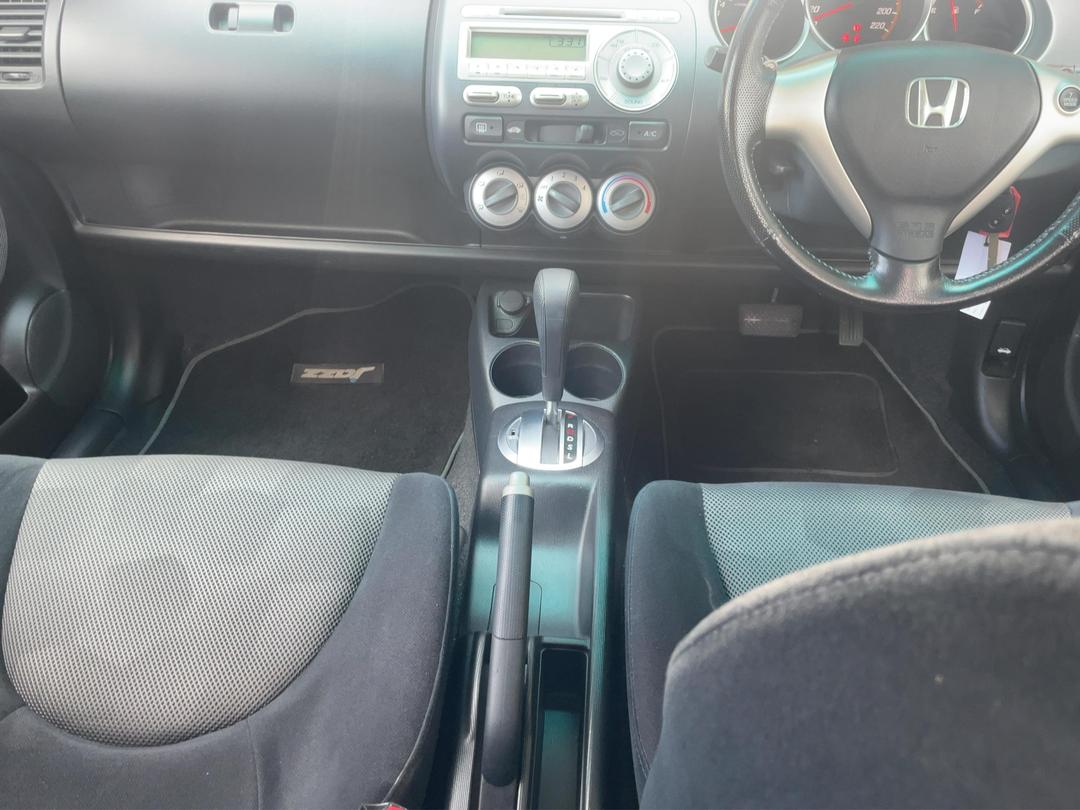 Photo '18' of Honda Jazz