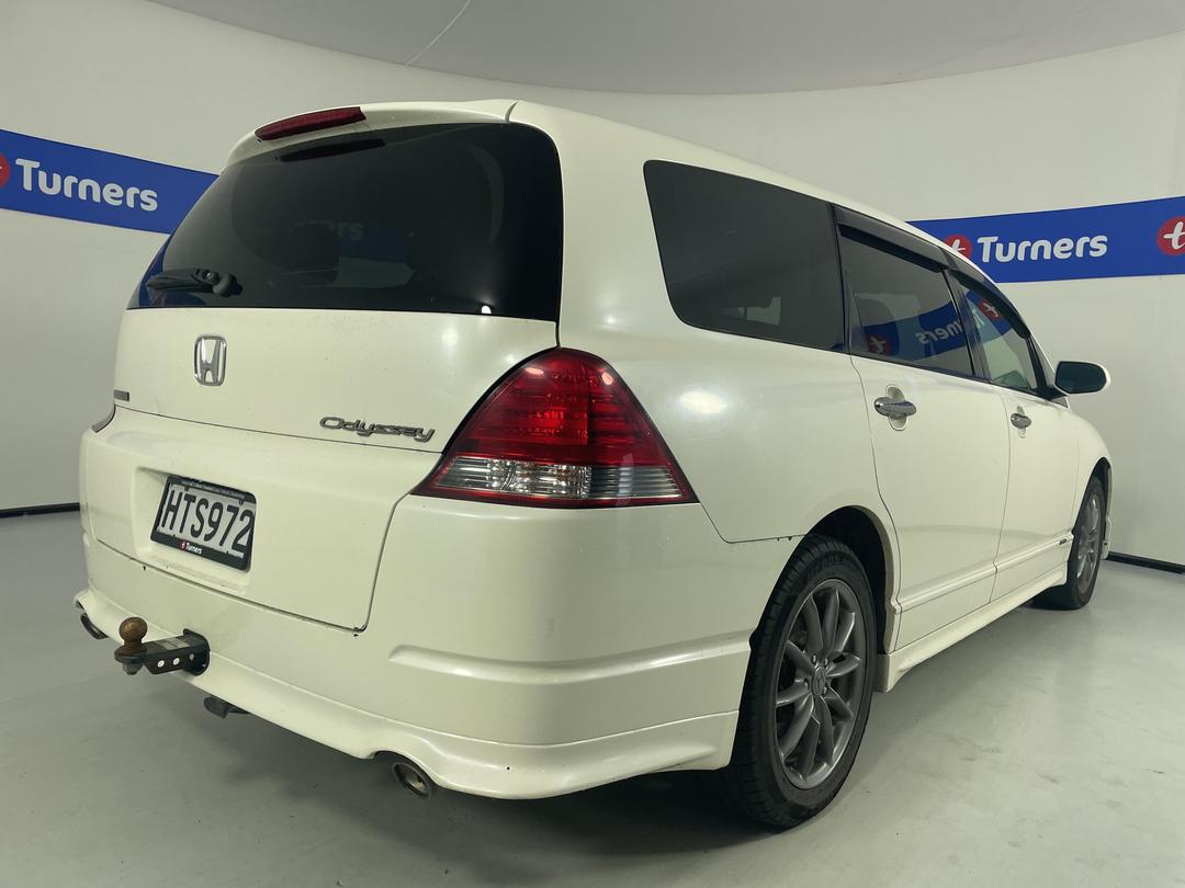 Photo '7' of Honda Odyssey