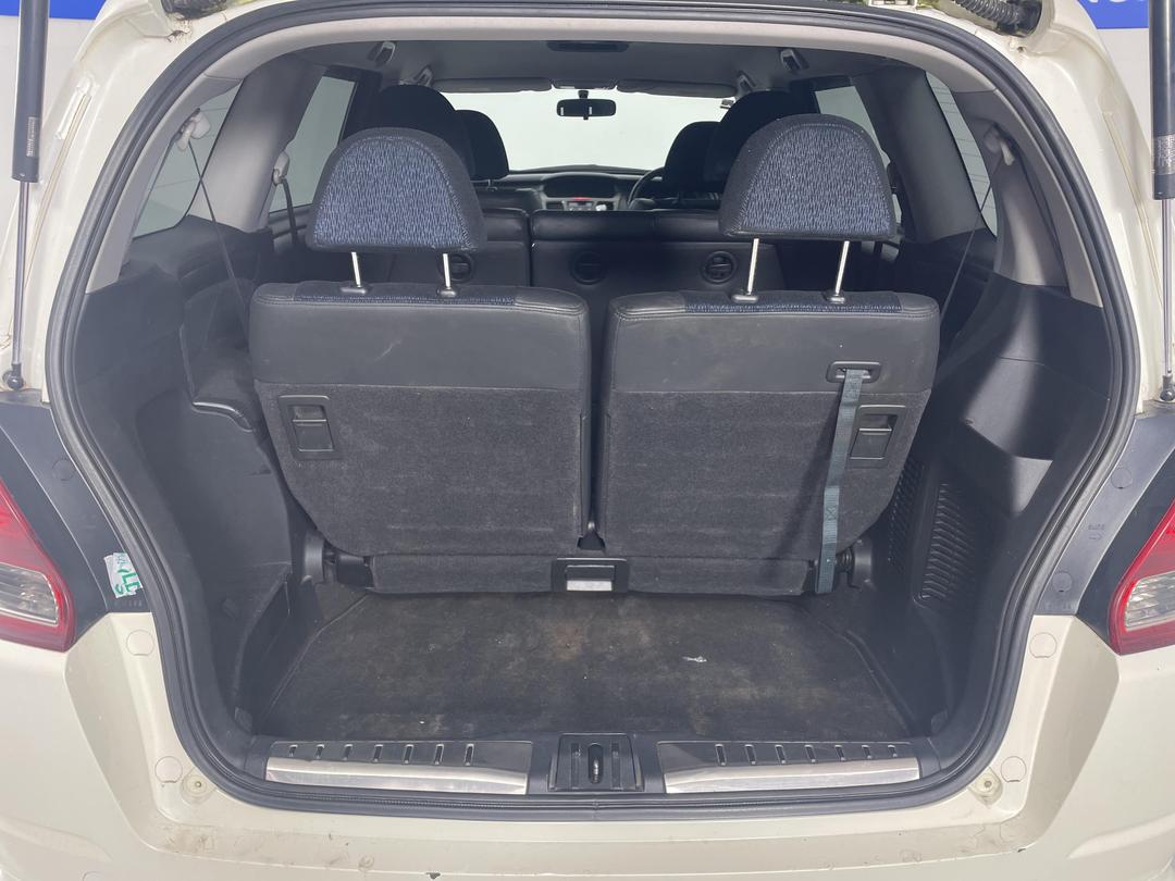 Photo '14' of Honda Odyssey