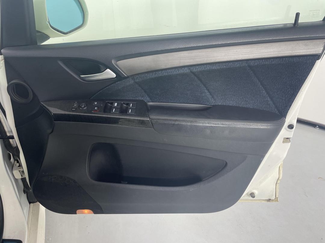 Photo '15' of Honda Odyssey