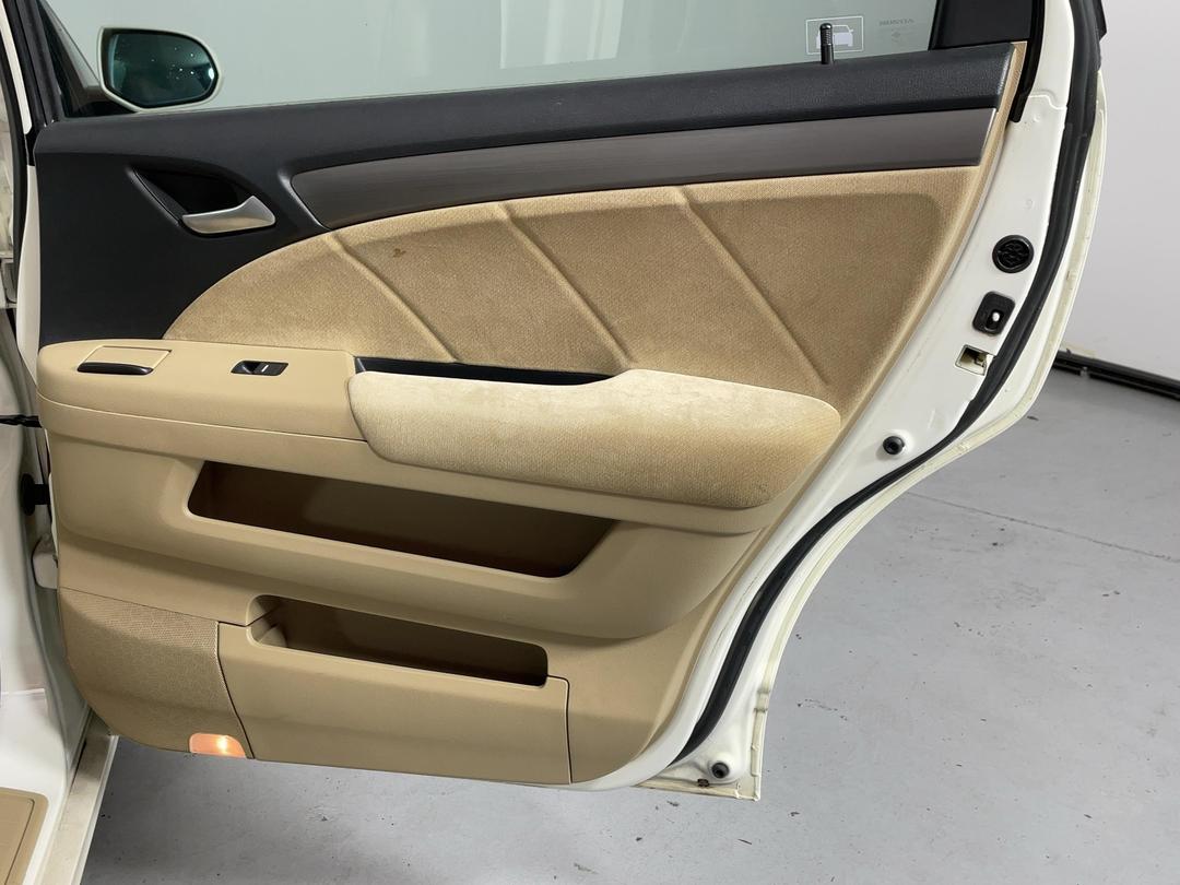 Photo '19' of Honda Odyssey