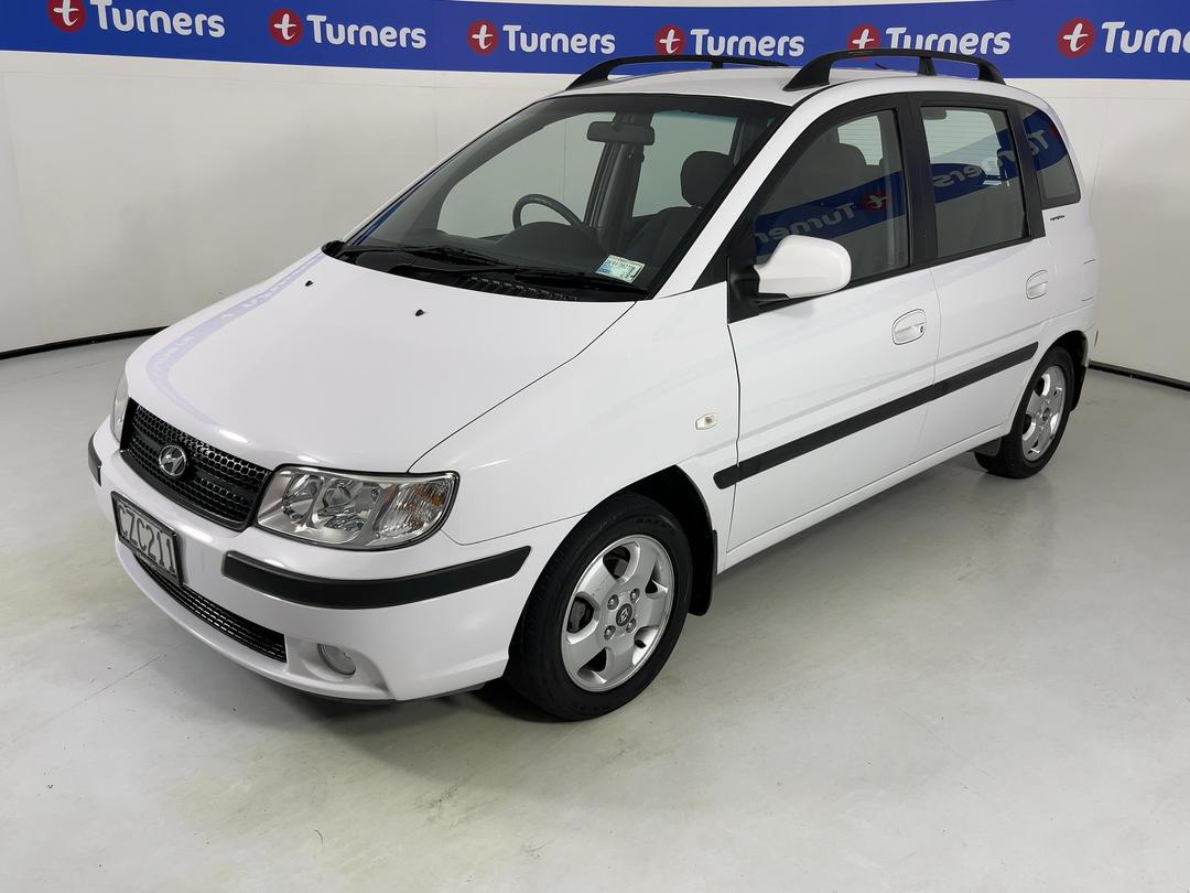 Photo '4' of Hyundai Lavita