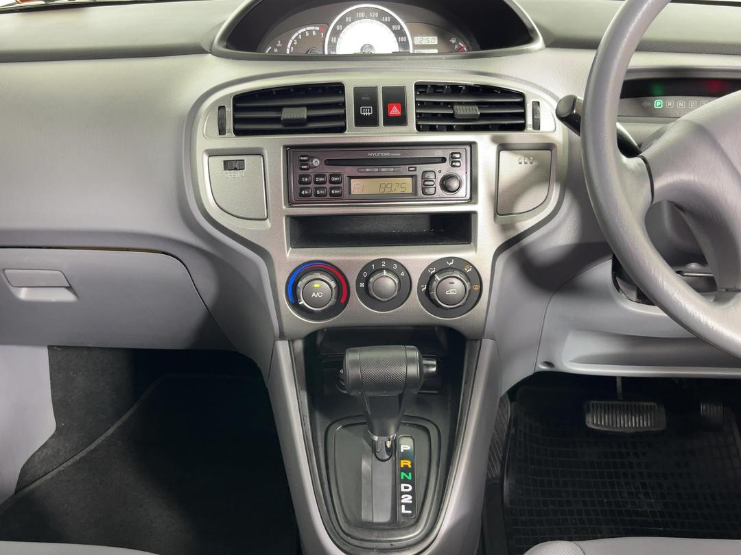 Photo '18' of Hyundai Lavita