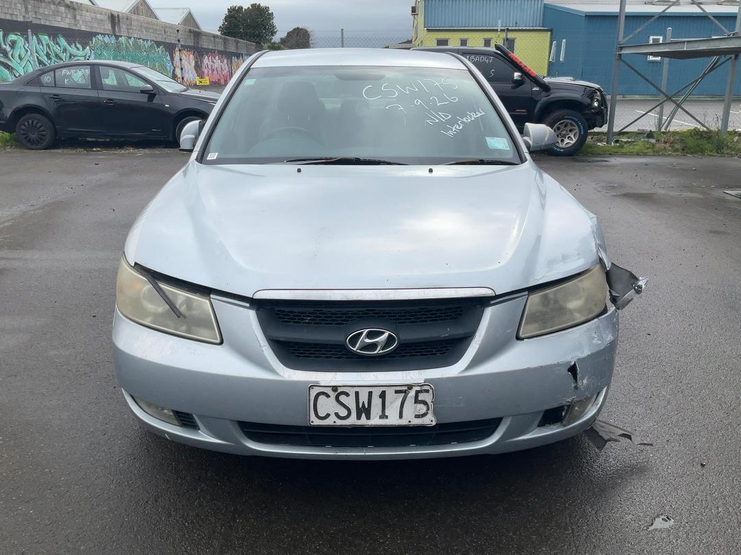 Photo '3' of Hyundai Sonata Photo '3' of Hyundai Sonata