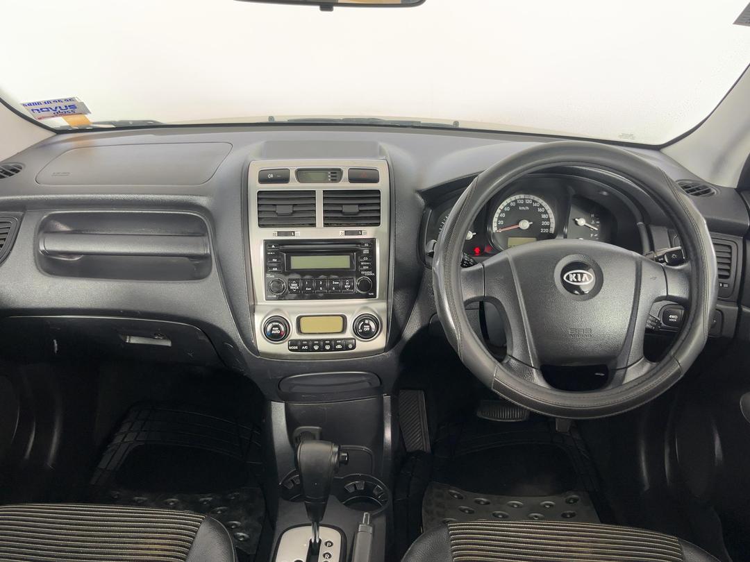 Photo '17' of KIA Sportage