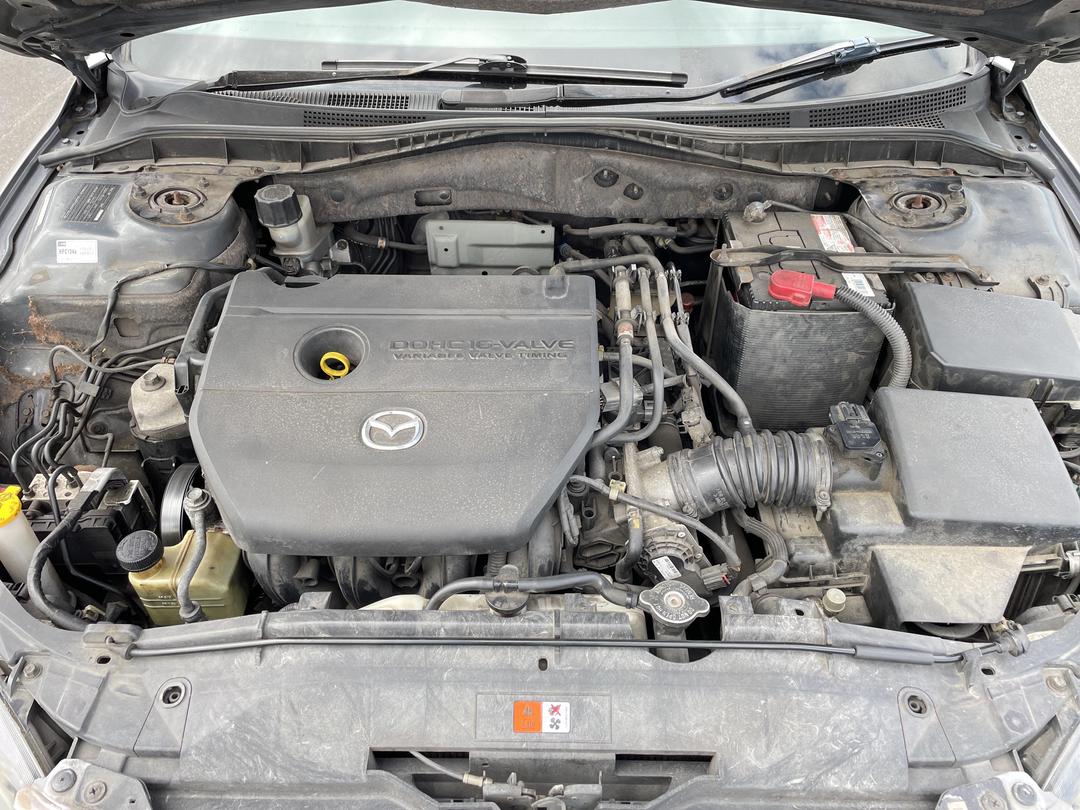 Photo '4' of Mazda Atenza