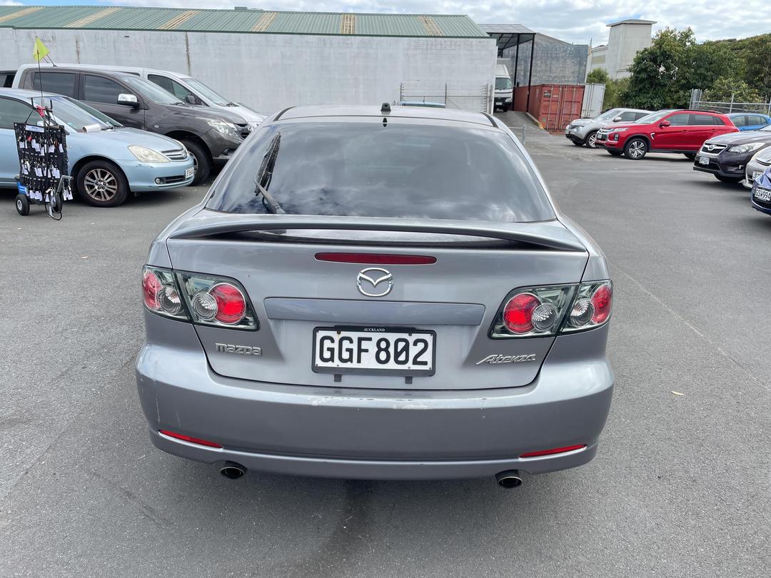 Photo '6' of Mazda Atenza