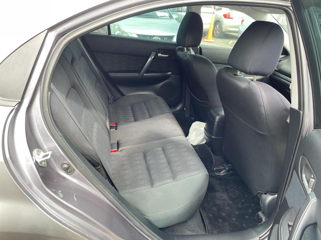 Photo '12' of Mazda Atenza