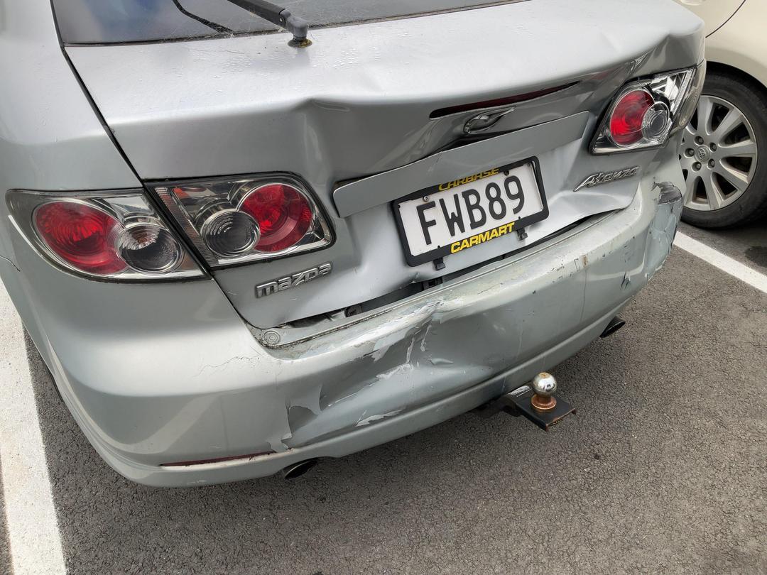 Photo '8' of Mazda Atenza