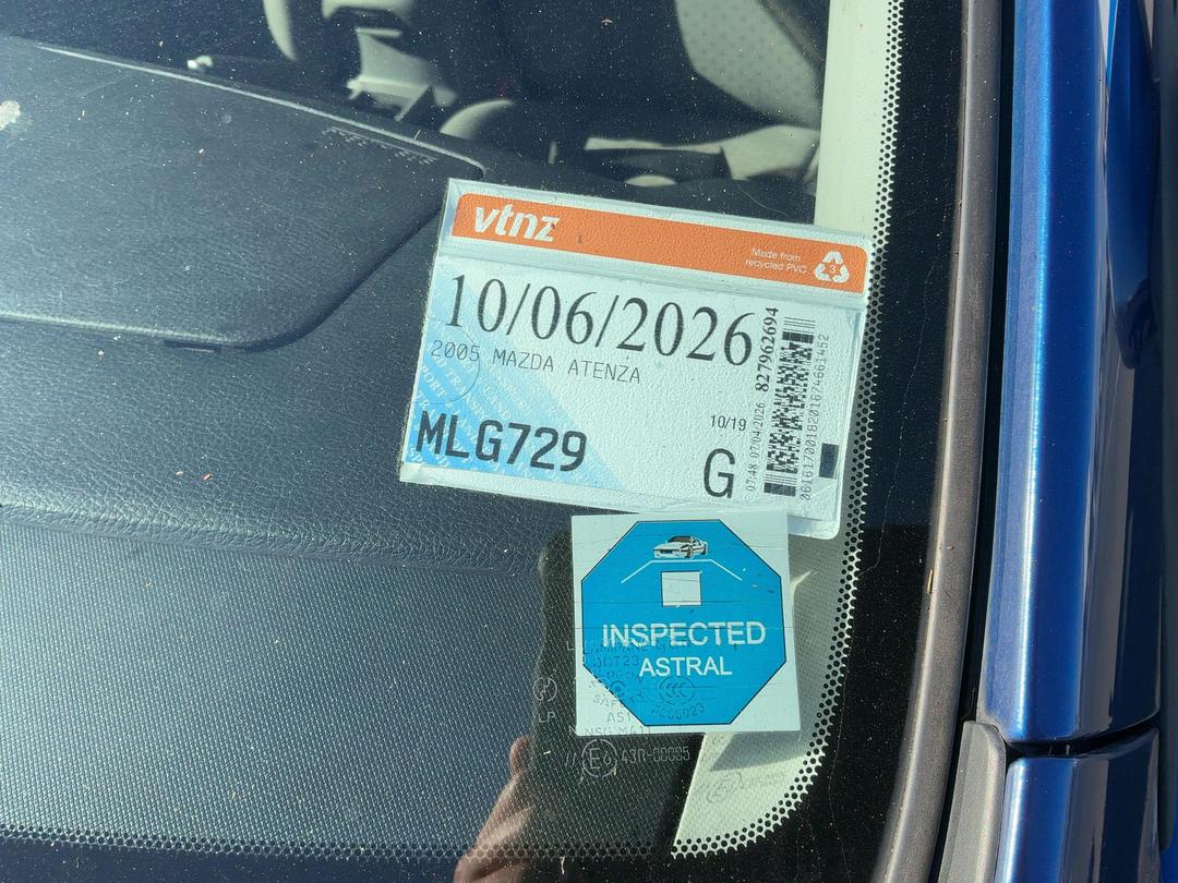 Photo '41' of Mazda Atenza