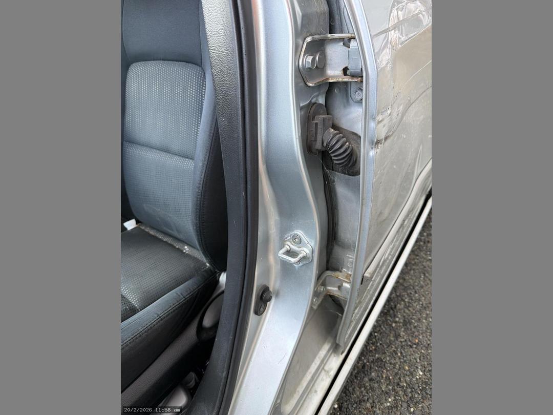 Photo '9' of Mazda Atenza