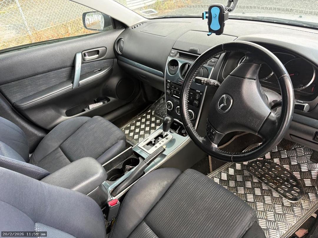 Photo '14' of Mazda Atenza