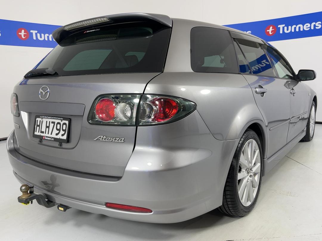 Photo '7' of Mazda Atenza