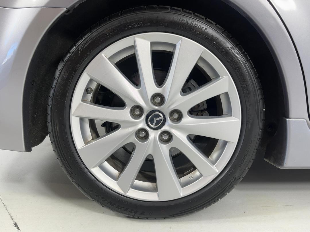 Photo '12' of Mazda Atenza