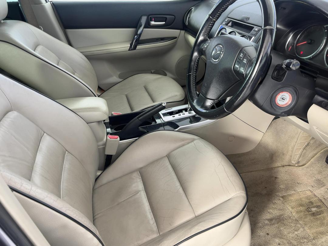 Photo '16' of Mazda Atenza