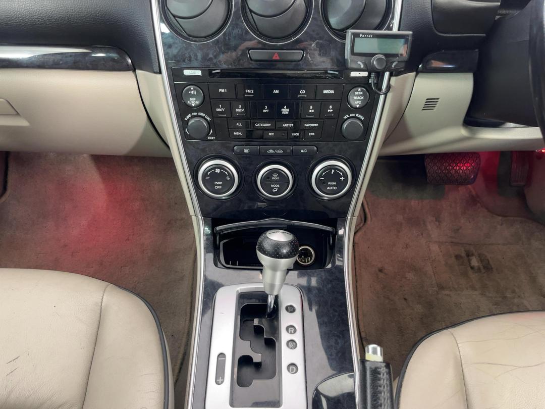 Photo '18' of Mazda Atenza