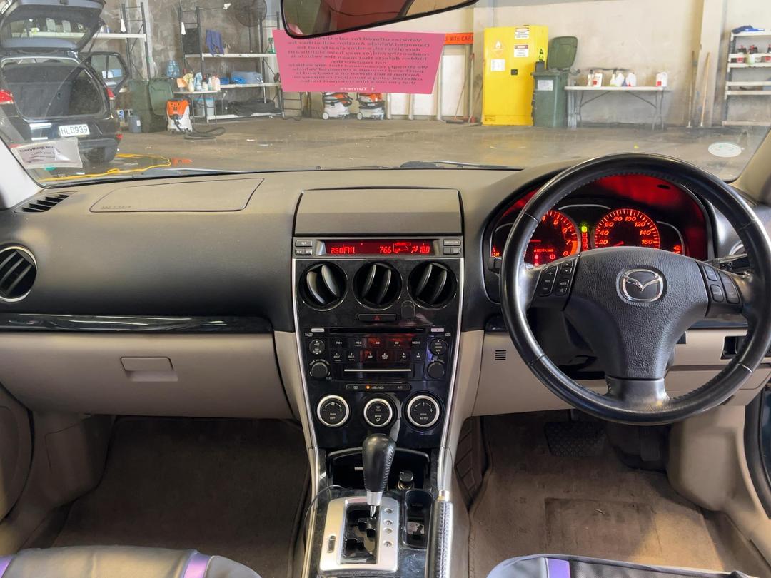 Photo '15' of Mazda Atenza Photo '15' of Mazda Atenza