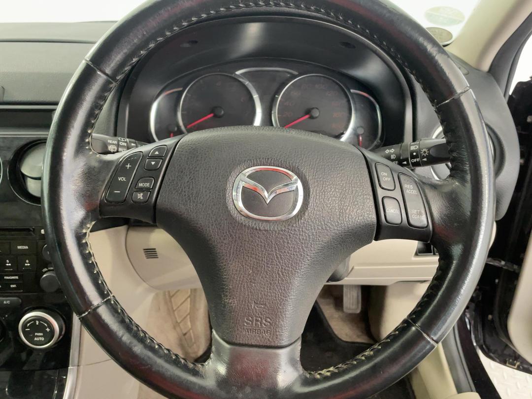 Photo '28' of Mazda Atenza