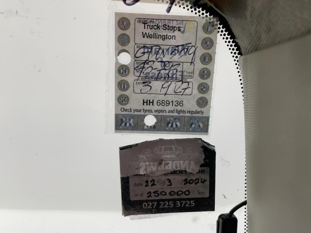 Photo '33' of Mazda Atenza