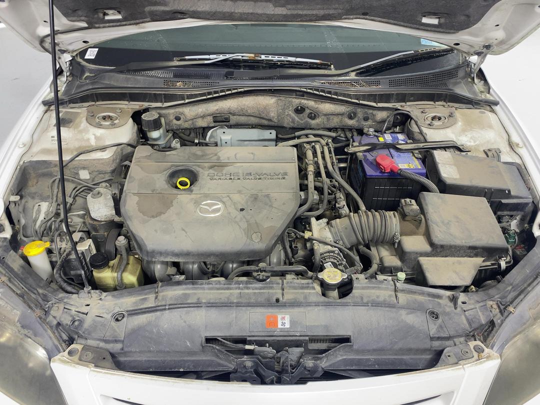 Photo '13' of Mazda Atenza
