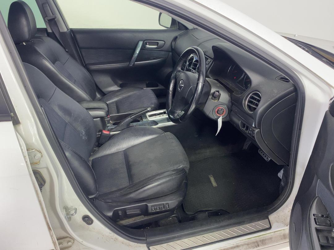 Photo '16' of Mazda Atenza