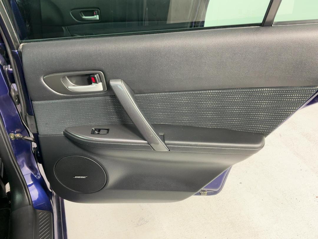 Photo '19' of Mazda Atenza