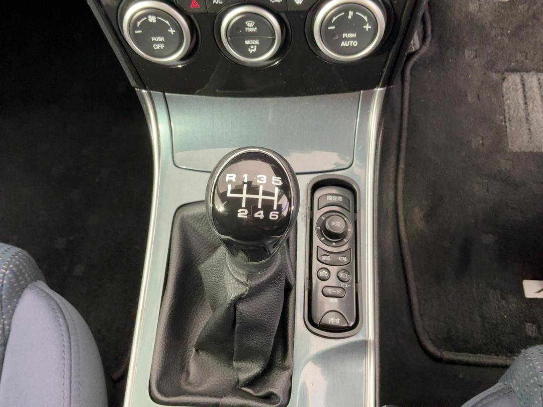 Photo '23' of Mazda Atenza