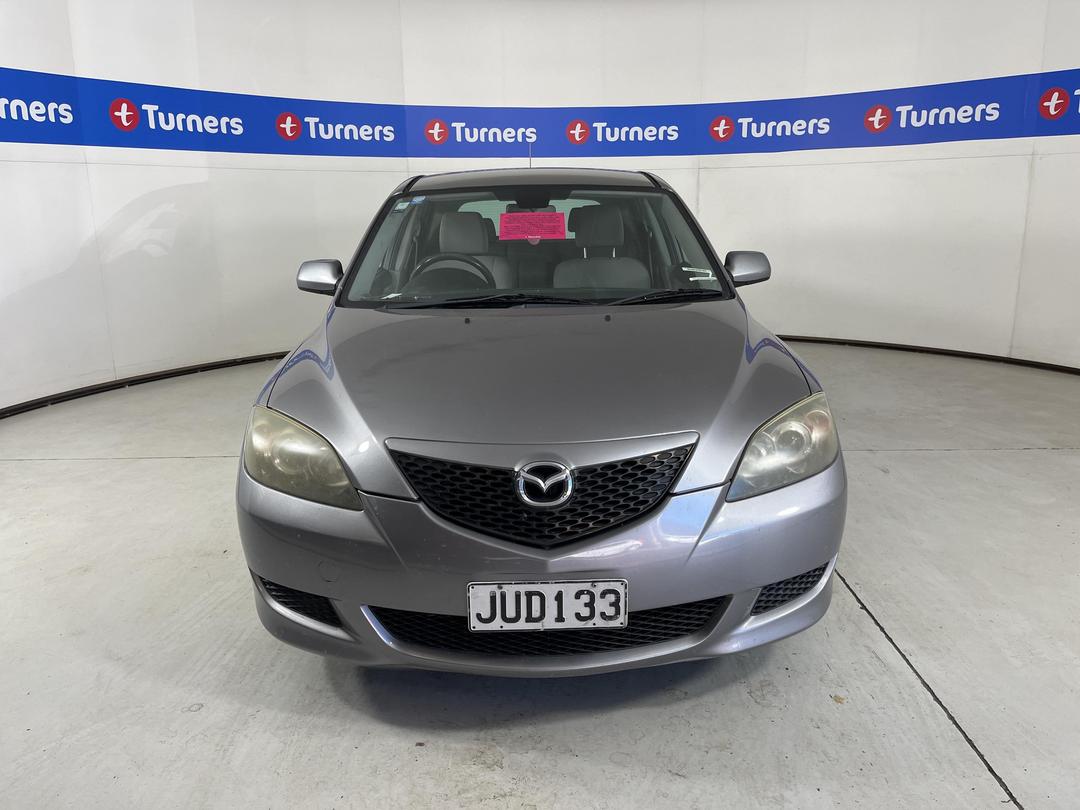 Photo '3' of Mazda Axela