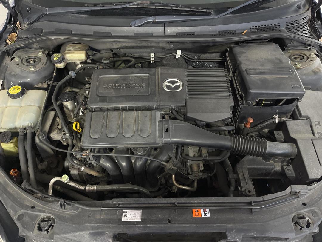 Photo '6' of Mazda Axela