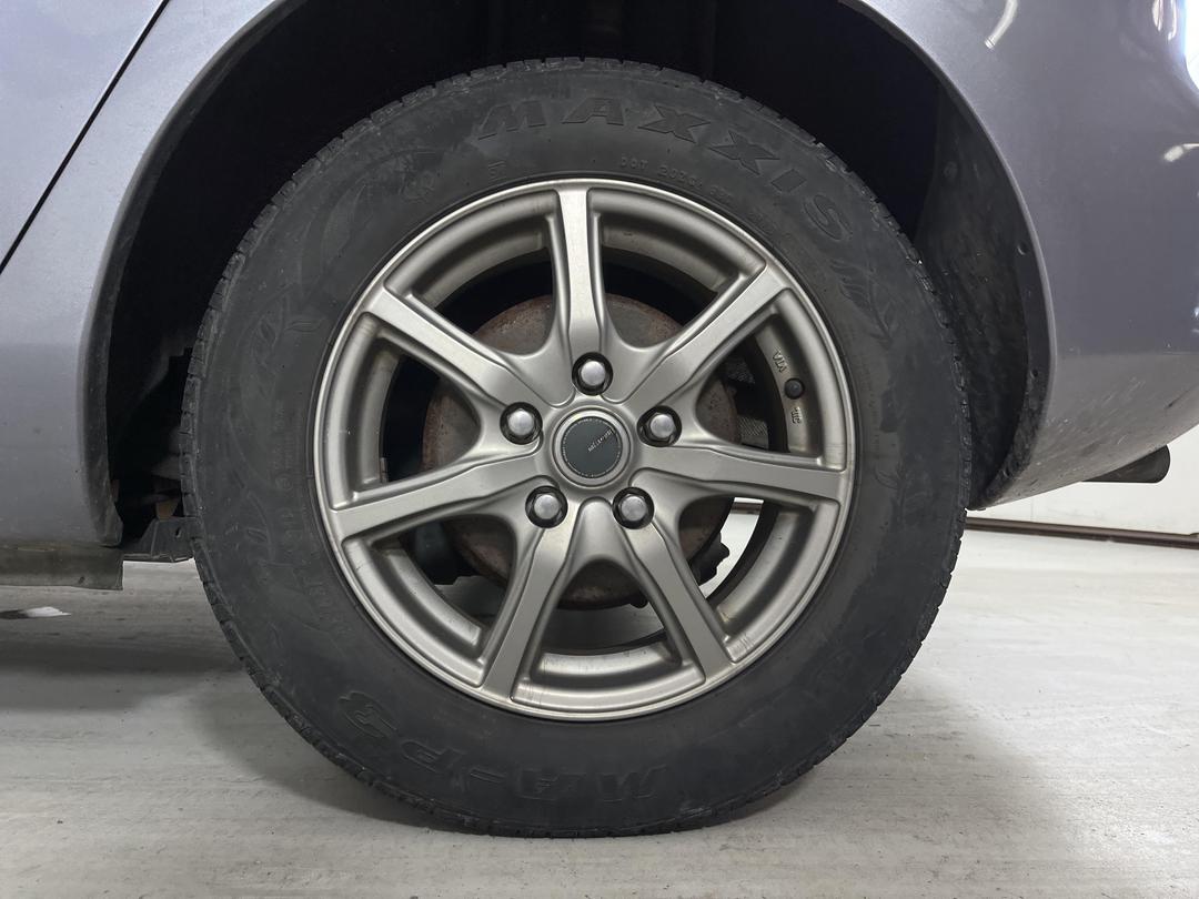 Photo '11' of Mazda Axela