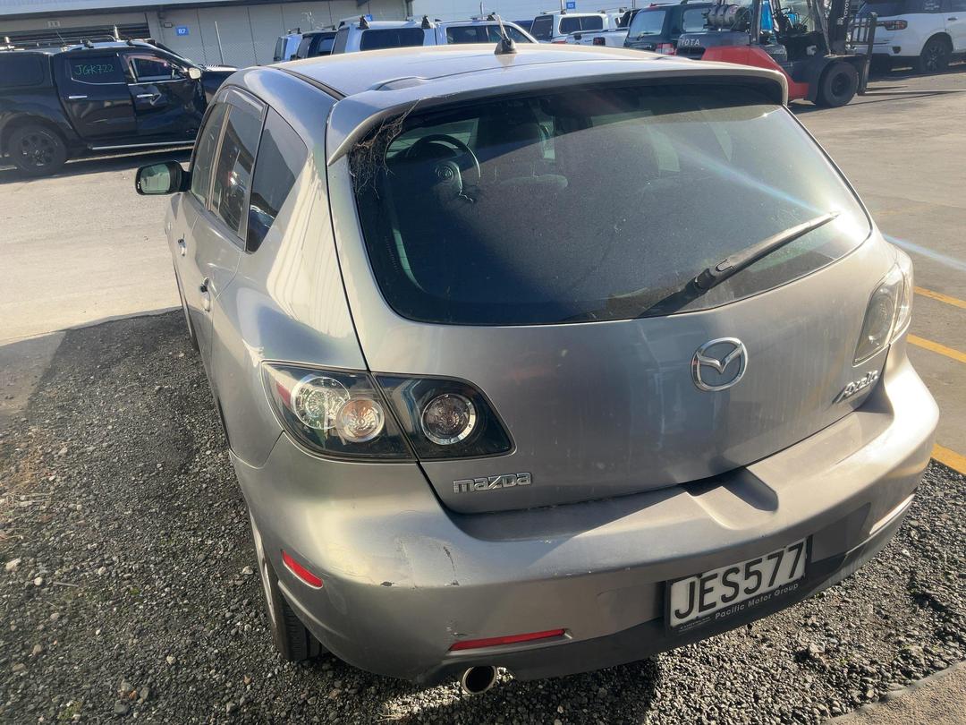 Photo '7' of Mazda Axela