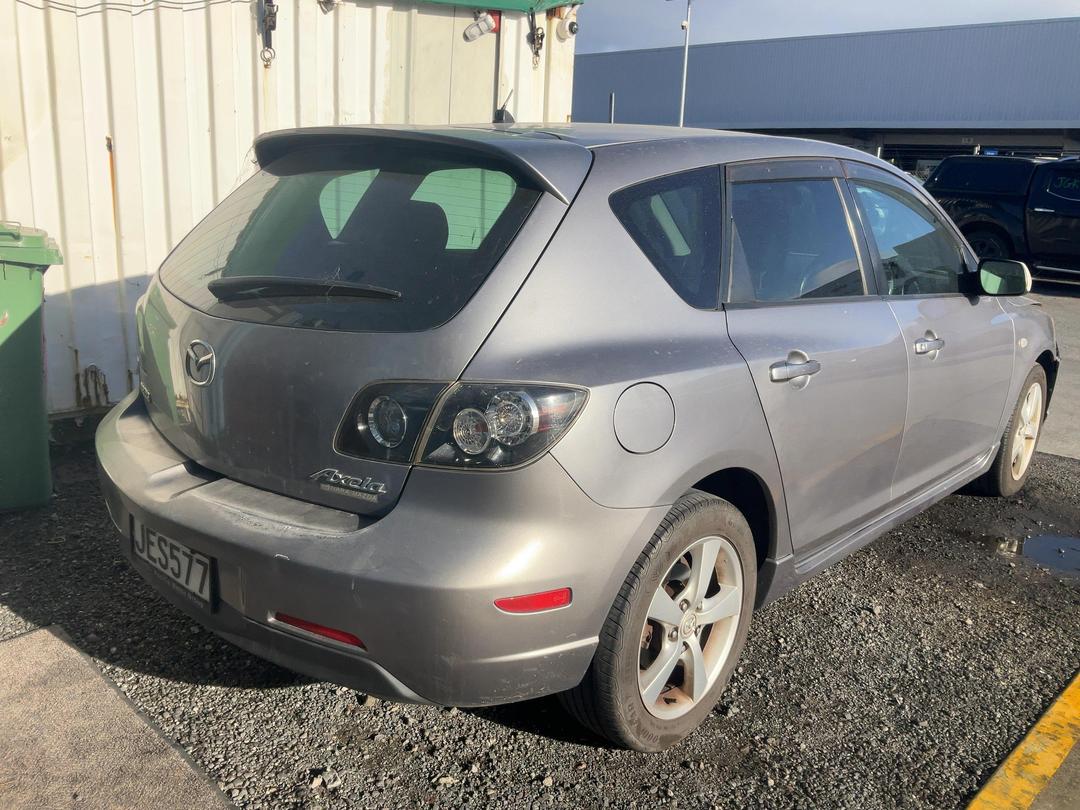 Photo '9' of Mazda Axela