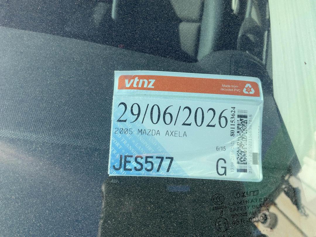 Photo '26' of Mazda Axela