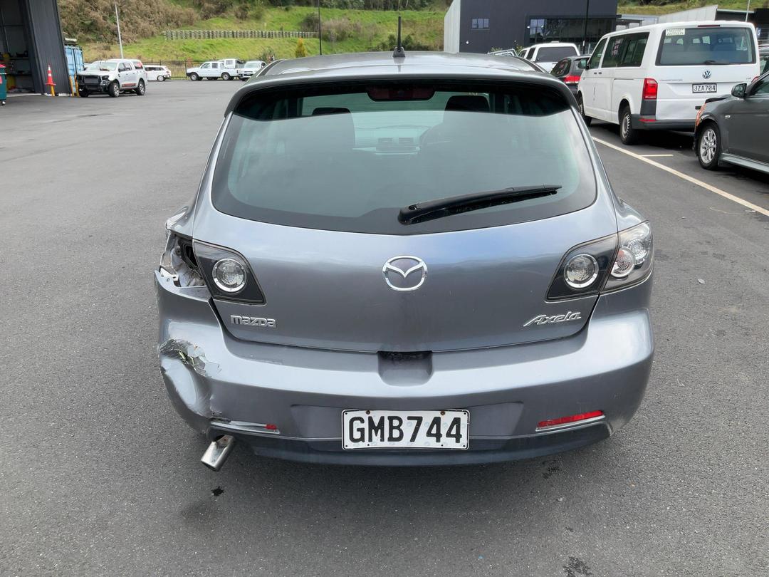 Photo '6' of Mazda Axela