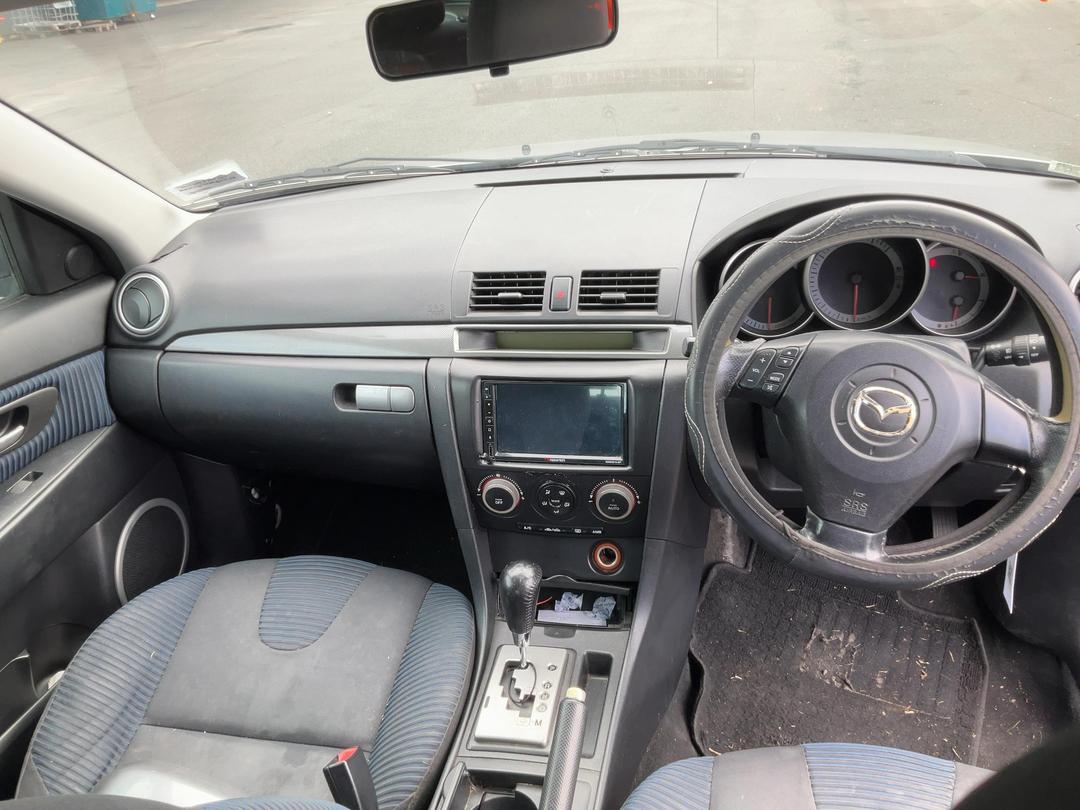 Photo '19' of Mazda Axela