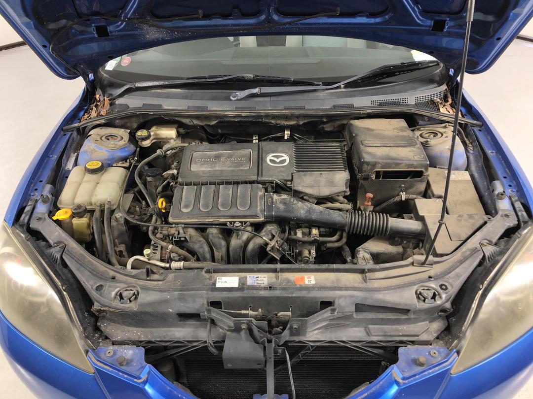 Photo '13' of Mazda Axela