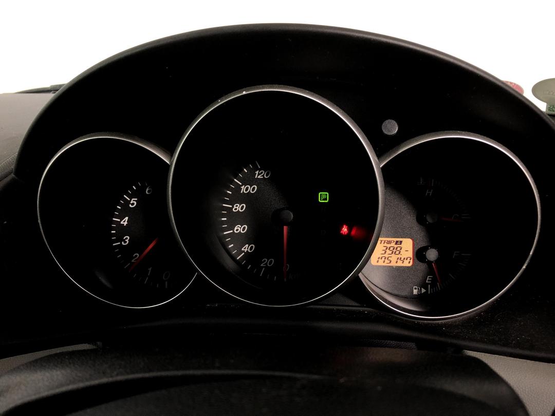 Photo '21' of Mazda Axela