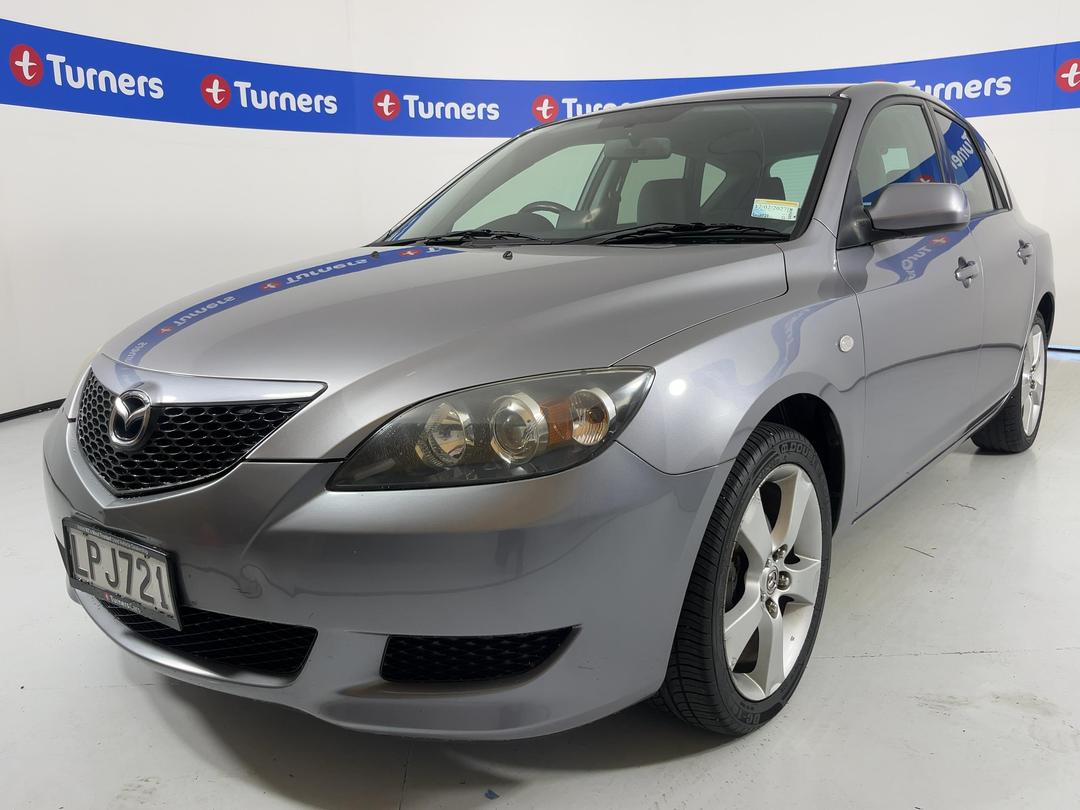 Photo '4' of Mazda Axela