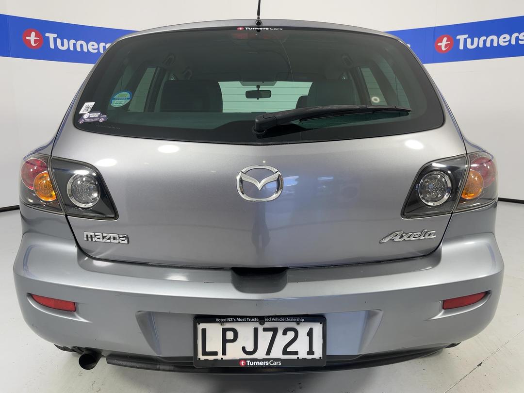 Photo '6' of Mazda Axela