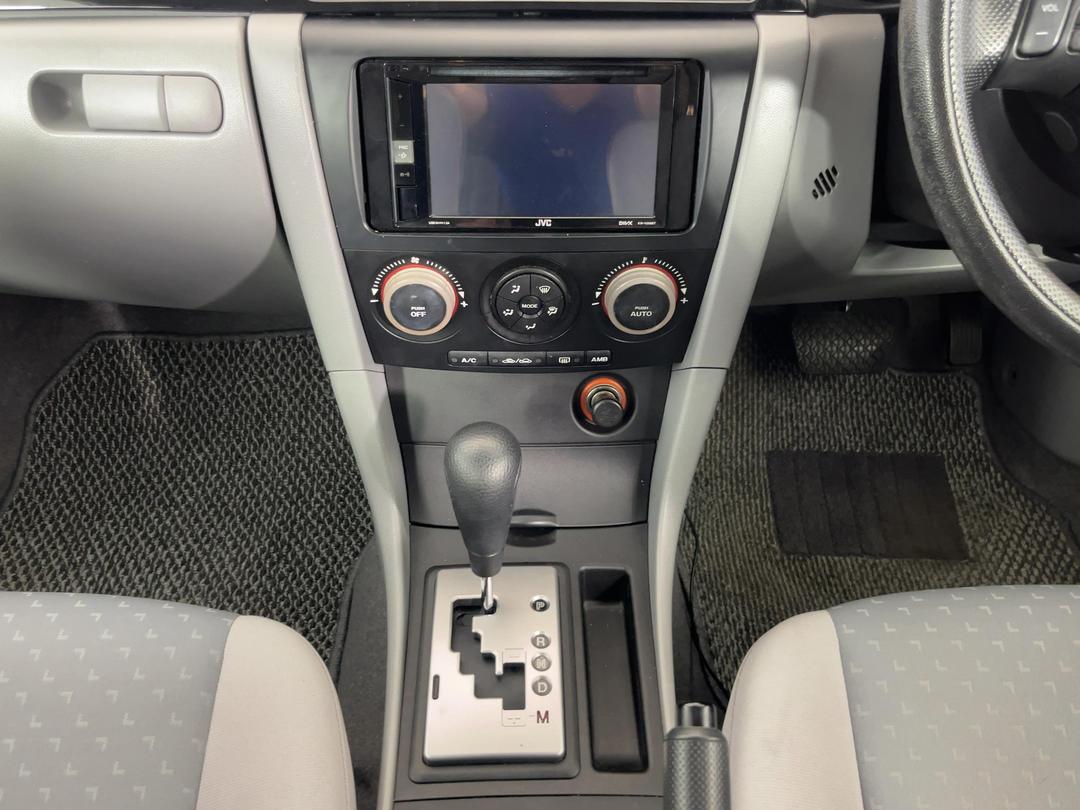 Photo '18' of Mazda Axela