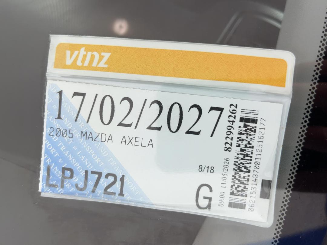 Photo '25' of Mazda Axela