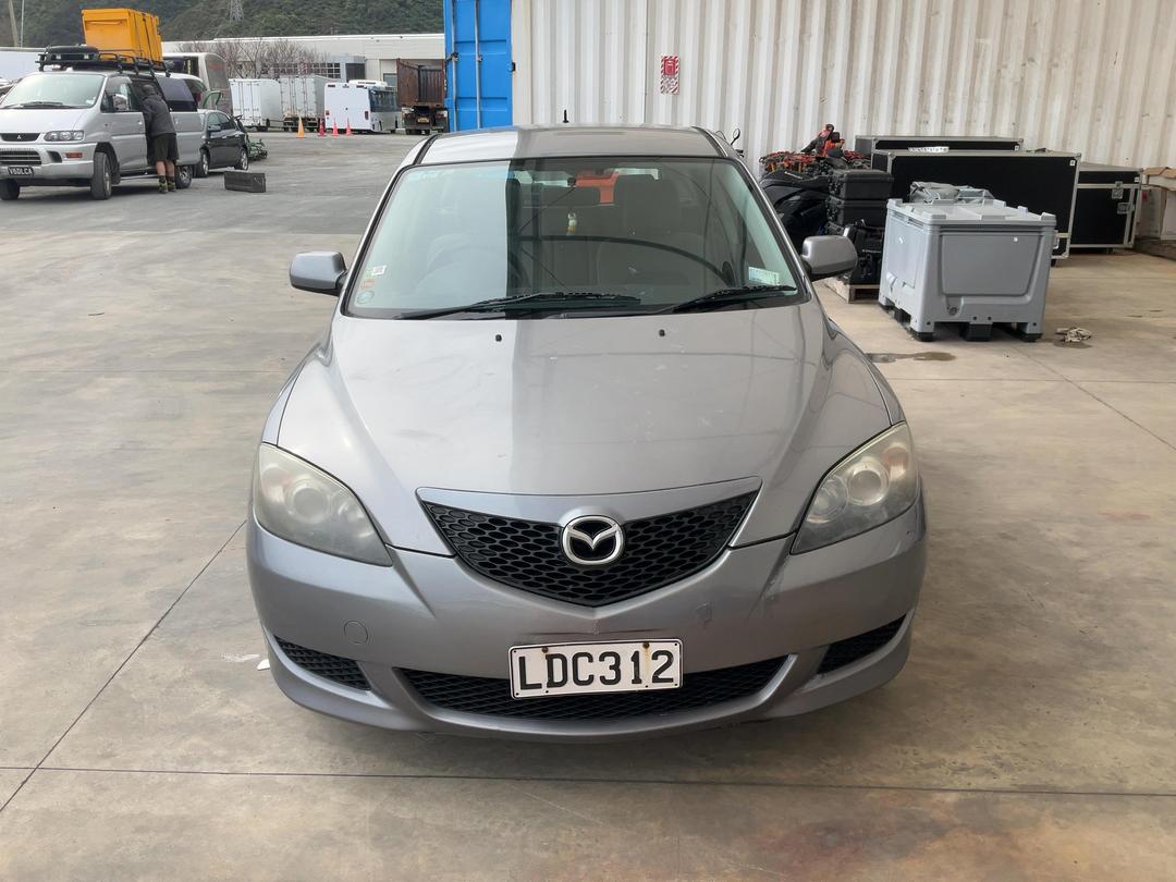 Photo '2' of Mazda Axela Photo '2' of Mazda Axela
