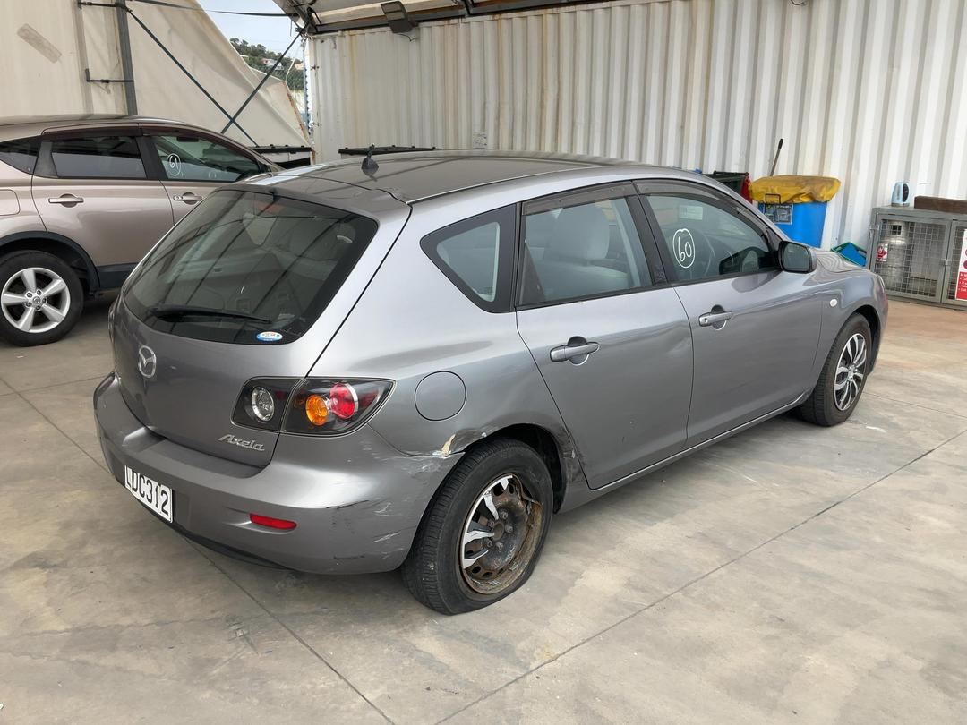 Photo '7' of Mazda Axela Photo '7' of Mazda Axela