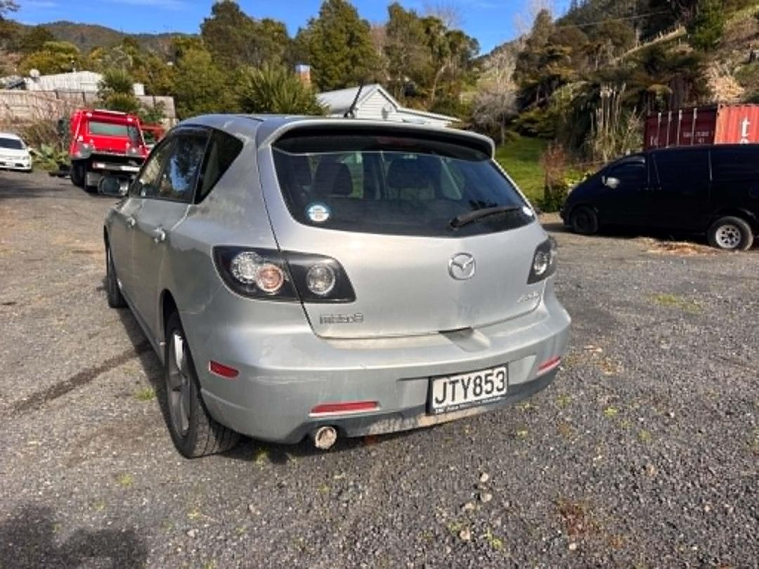 Photo '3' of Mazda Axela Photo '3' of Mazda Axela