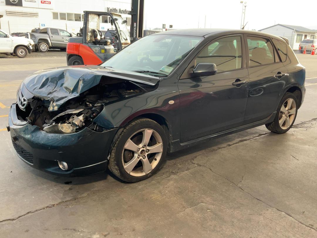 Photo '4' of Mazda Axela