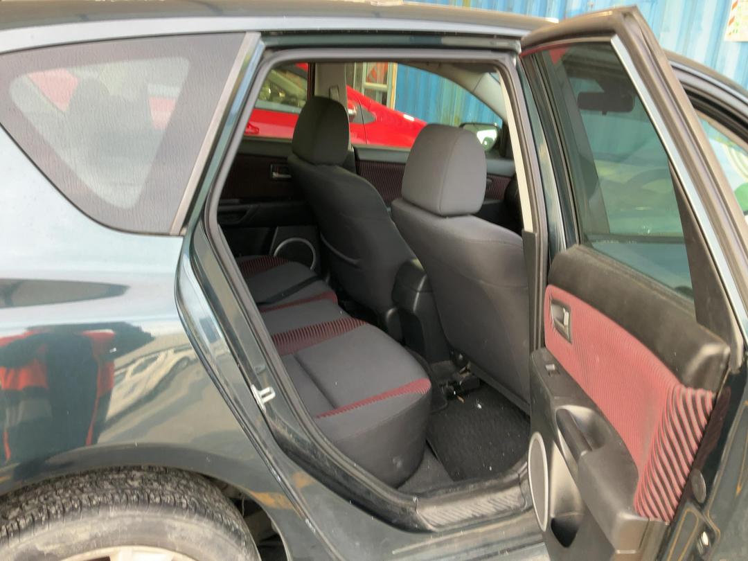 Photo '20' of Mazda Axela