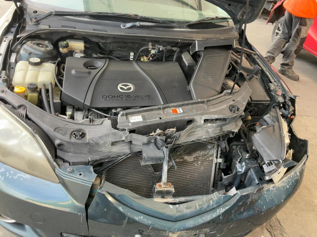 Photo '31' of Mazda Axela