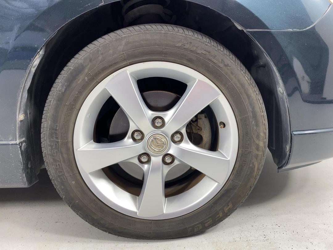Photo '9' of Mazda Axela