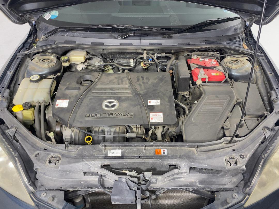 Photo '13' of Mazda Axela