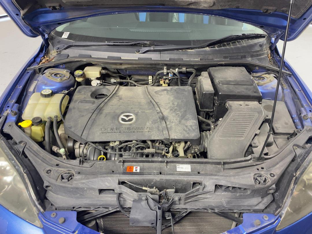 Photo '13' of Mazda Axela